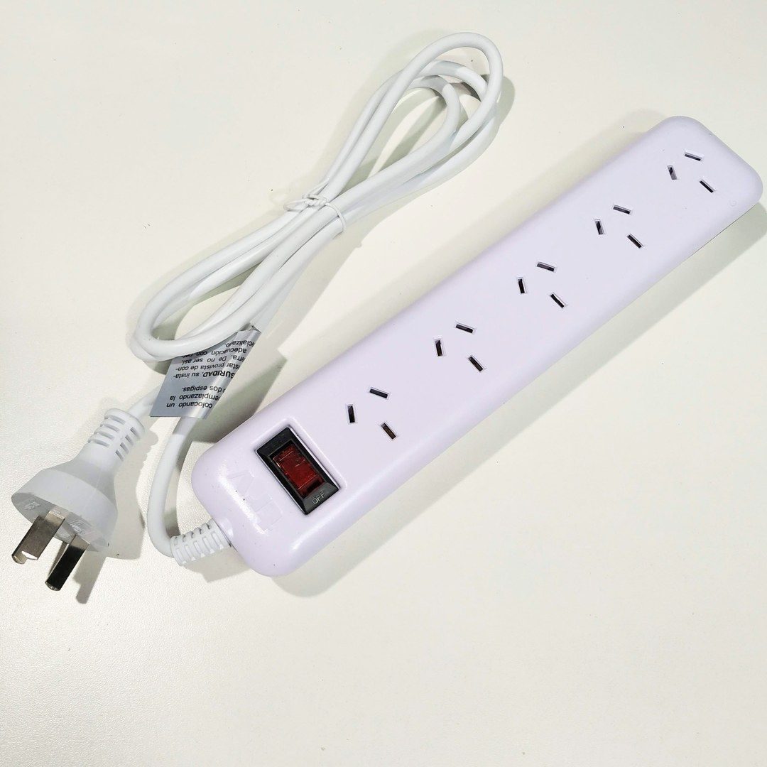 Zapatilla 5 bocas TRV (termica, cable 1.5m, 10A) - imagen 2