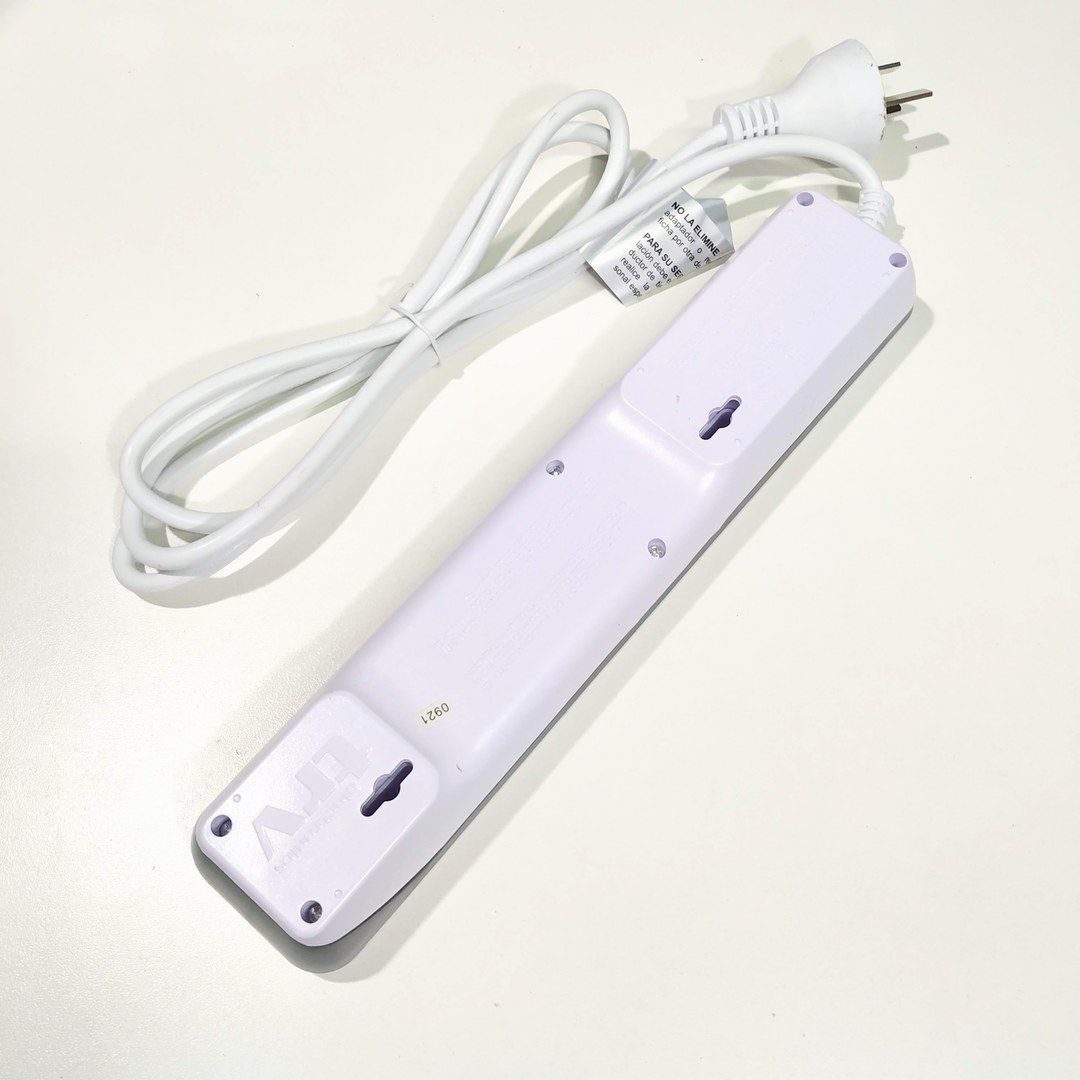 Zapatilla 5 bocas TRV (termica, cable 1.5m, 10A) - imagen 3